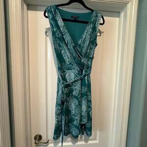 41 Hawthorn NWOT Jungle Wrap Dress Sz S